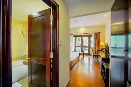 Diamond Bay Resort & Spa - 100