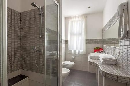 Rodia Inn - 55