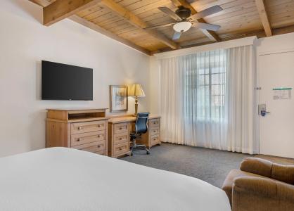 Best Western Plus - 70
