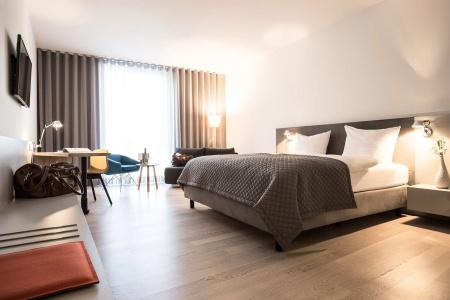 Maximilians Boutique-Landau - 25