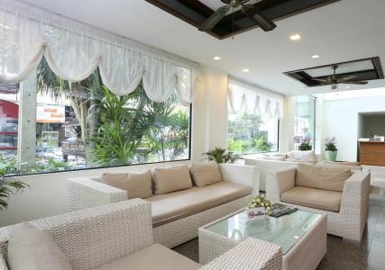 The One Bay Breeze - 21