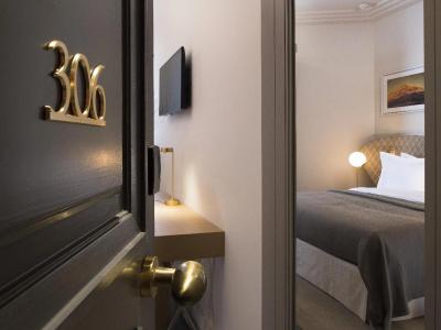 Hôtel Le Marianne - 112