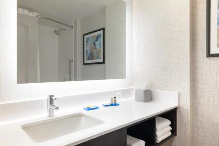 Holiday Inn Express & Suites Boston -, an IHG - 8