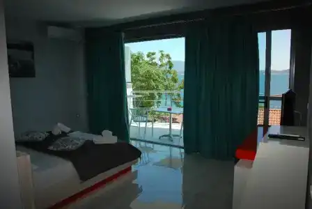 Oceanic Overview Suites - 34