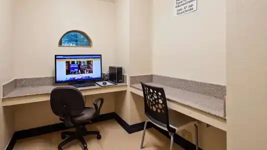 Surestay Plus By Best Western San Antonio North 281 n - 2