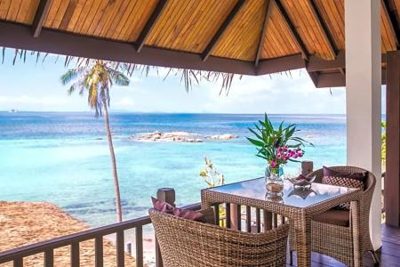 Beyond The Blue Horizon Boutique Bungalows - 52