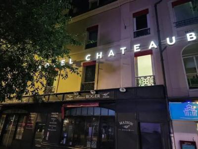 Hôtel Chateaubriand - 19