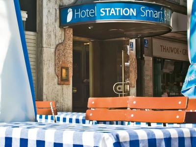 Smart Stay Station - 32
