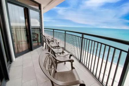 Breakers Resort - 192