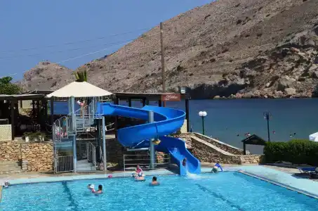 Dolphin Bay Family Beach - 16