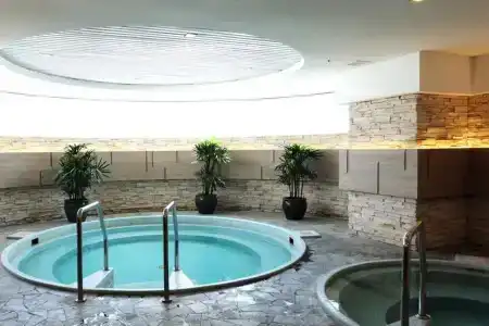 Shangri-La - 28
