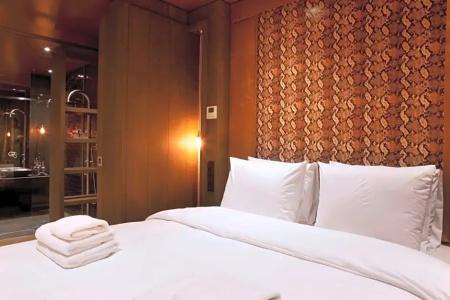 Manzo's Suites - 16