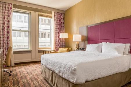 Hampton Inn Majestic Chicago Theatre District - 89