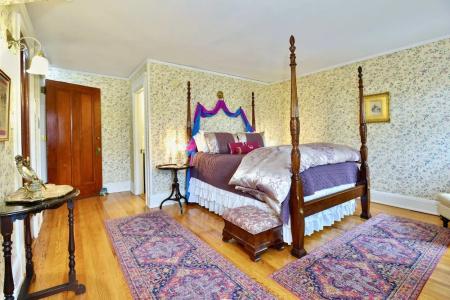 Wilburton Inn - 68