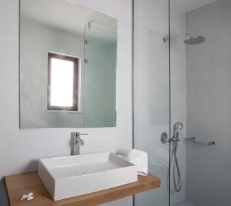 Aethrion Boutique Homes - 7
