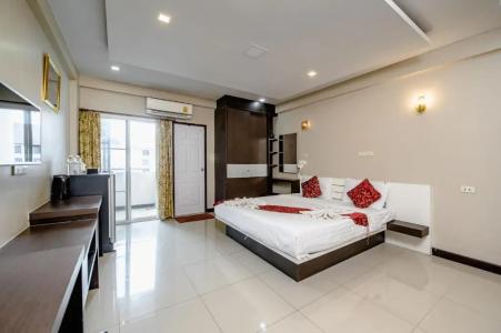 Gold Airport Suites - 36