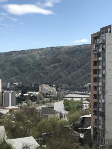 l Plaza - 12