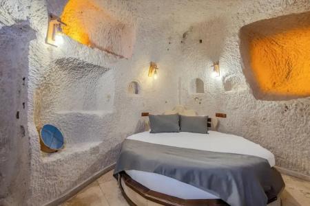 Castle Cave - 189