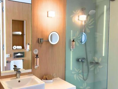 Mercure Valenciennes Centre - 82
