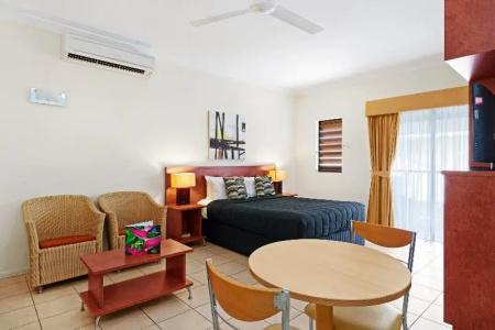 Cairns Queens Court - 30