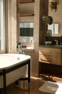 The Ritz-Carlton, Shenzhen - 49