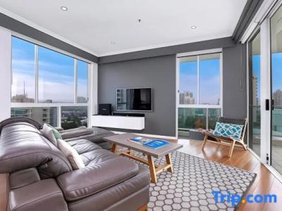Pacific Views - 124