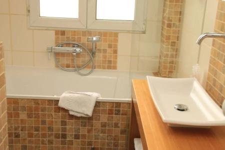 Excelsior Batignolles - 7