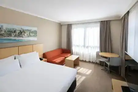 Travelodge Martin Place - 47