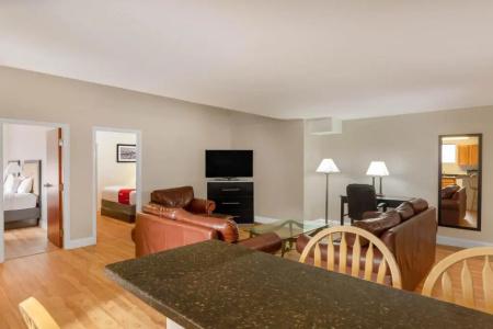Days Inn & Suites by Wyndham - 97