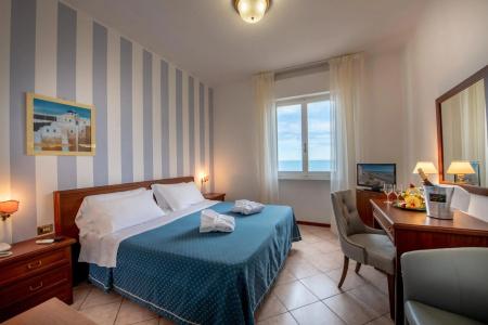 Grand Excelsior - 3
