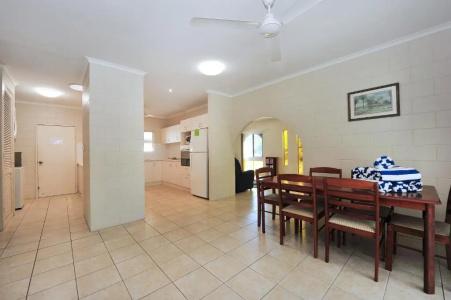 Seascape Holidays - 53 Reef Street - 22