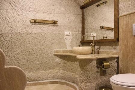 Local Cave House - 38
