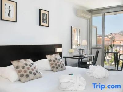 Best Western Mediterranee Menton - 84