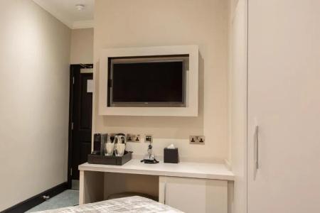 The Crescent Hyde Park - 23