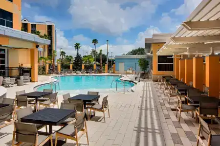 Hyatt House across from Universal Orlando Resort - 16