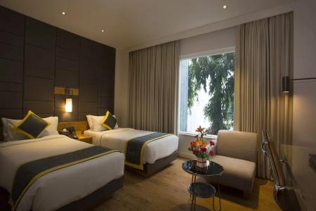 Fountain Tree By Tgi - 23