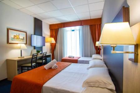 Tuscany Inn - 32