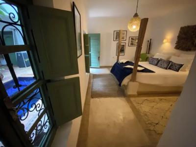Riad Timila - 46