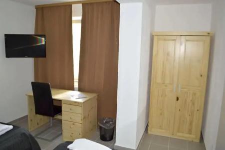 Zwei Raben Pension - 5