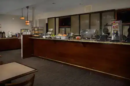 Country Inn & Suites by Radisson, International Airport, OR - 20