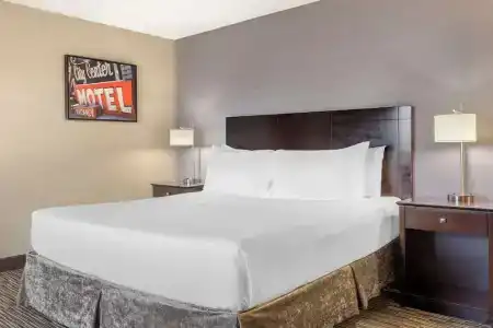 Best Western Mccarran Inn - 62