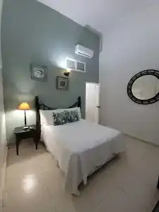 Class Colonial - 26