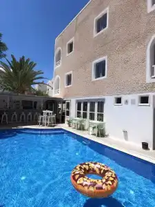 Anny Studios Perissa Beach - 14