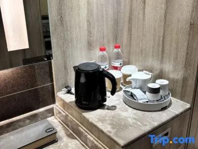 Atour Xi'an Gaoxin Tangyan Road Branch - 121