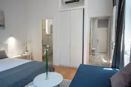 Doma Zagreb - 272