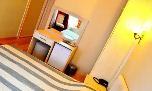 Le Safran Suite - 5