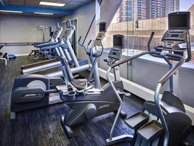 Novotel North York - 15