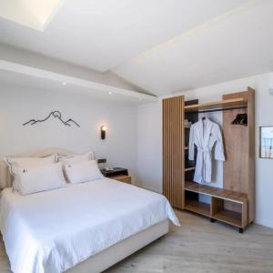 Mediterranean Beach Resort - 49