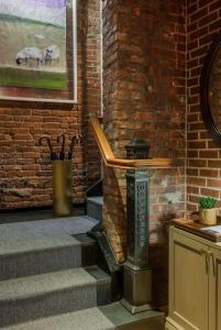 Merrion Row and Public House - 1