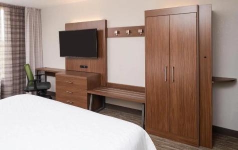 Holiday Inn Express - West, An Ihg - 20